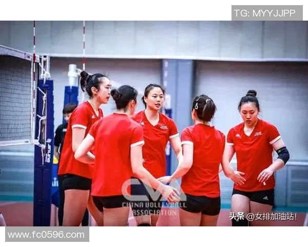 中国女排全新阵容亮相东京备战赛季备战 打破困境再铸辉煌 中国女排全新阵容亮相东京备战赛季备战 打破困境再铸辉煌